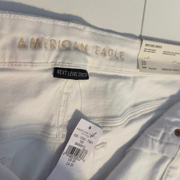 NWT American Eagle Next Level Stretch High V-Rise Shortie Size 20 White Summer - Picture 12 of 13